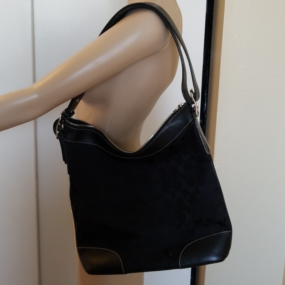COACH AUTHENTIC FABRIC PURSE